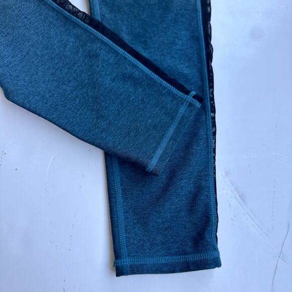 Zella Blue and Black Cross Cross Leggings - Size Medium - Picture 6 of 6